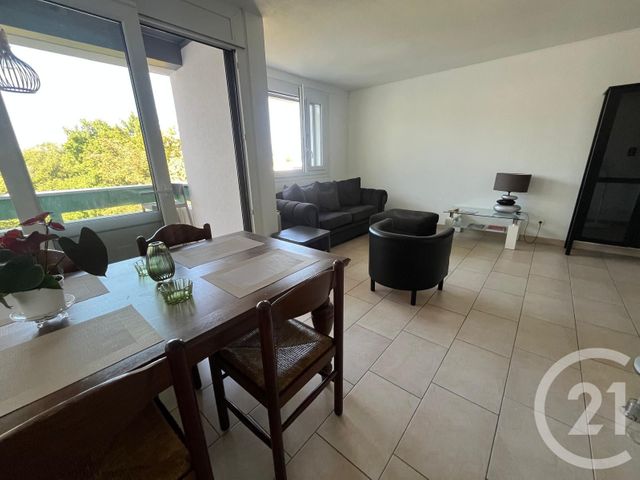 Appartement F3 à vendre - 3 pièces - 73.04 m2 - ST JULIEN EN GENEVOIS - 74 - RHONE-ALPES - Century 21 Croisée Des Chemins