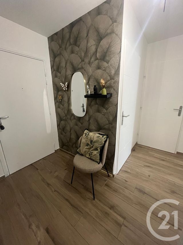 Appartement F3 à vendre - 3 pièces - 62.5 m2 - CRUSEILLES - 74 - RHONE-ALPES - Century 21 Croisée Des Chemins