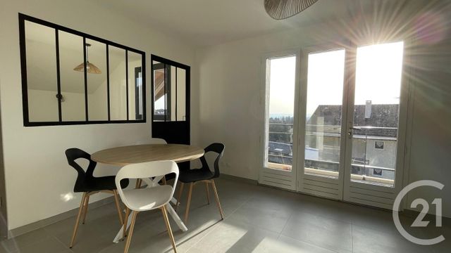 Appartement T3 à louer - 4 pièces - 47.52 m2 - CRUSEILLES - 74 - RHONE-ALPES - Century 21 Croisée Des Chemins