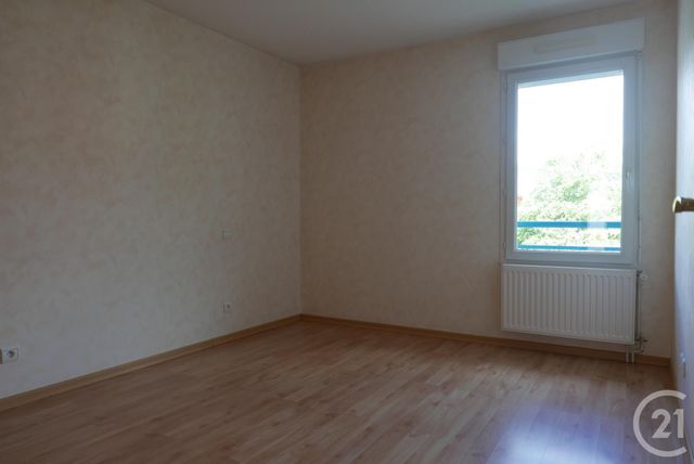 Appartement T4 à louer - 4 pièces - 74.45 m2 - CRUSEILLES - 74 - RHONE-ALPES - Century 21 Croisée Des Chemins