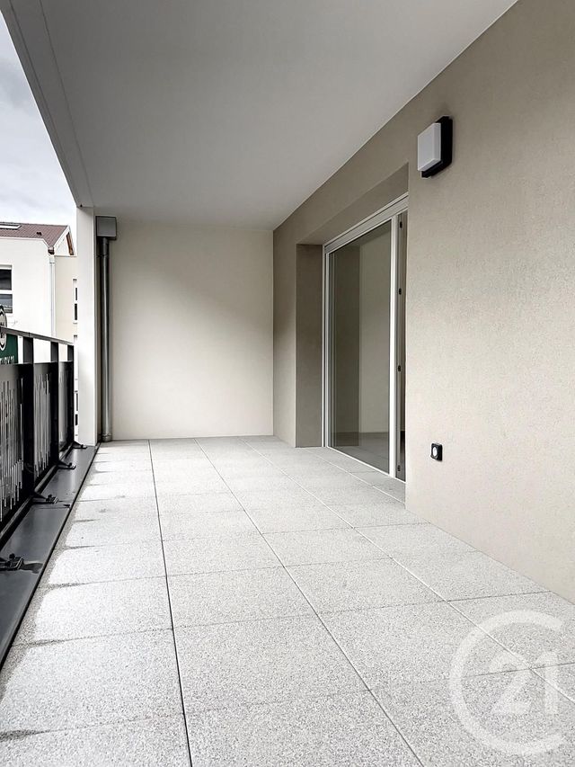 Appartement T3 à louer - 3 pièces - 63.02 m2 - CRUSEILLES - 74 - RHONE-ALPES - Century 21 Croisée Des Chemins