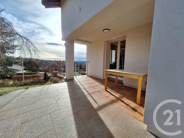 Appartement T4 à louer CRUSEILLES